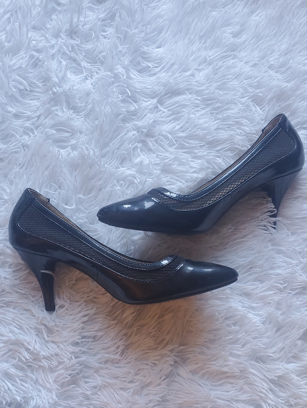 Black Pointed-Toe Low Heel